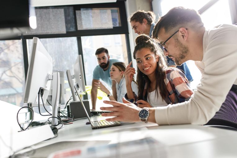 Team optimizing HR processes with Robotic Process Automation (RPA) to streamline applicant management, payroll processing, and onboarding.
